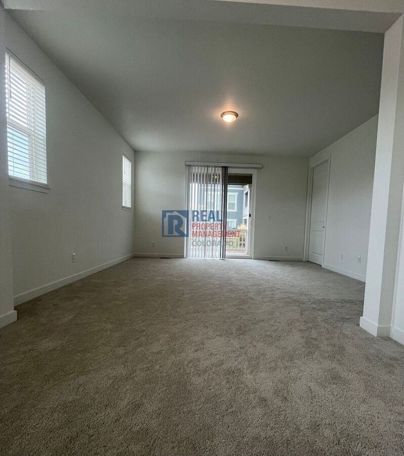 1815 Myron Ct - Photo 5 of 14