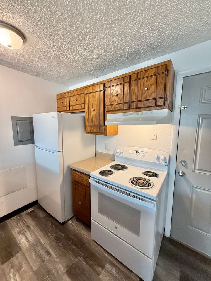 1691 Moore Ave #11 - Photo 6 of 16