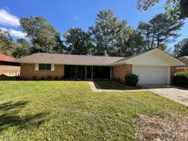 featured image of 2318 Breckinridge Road