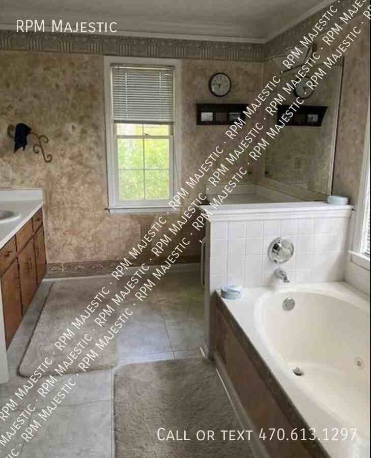 5080 Cricket Ct Sw - Photo 3 of 9