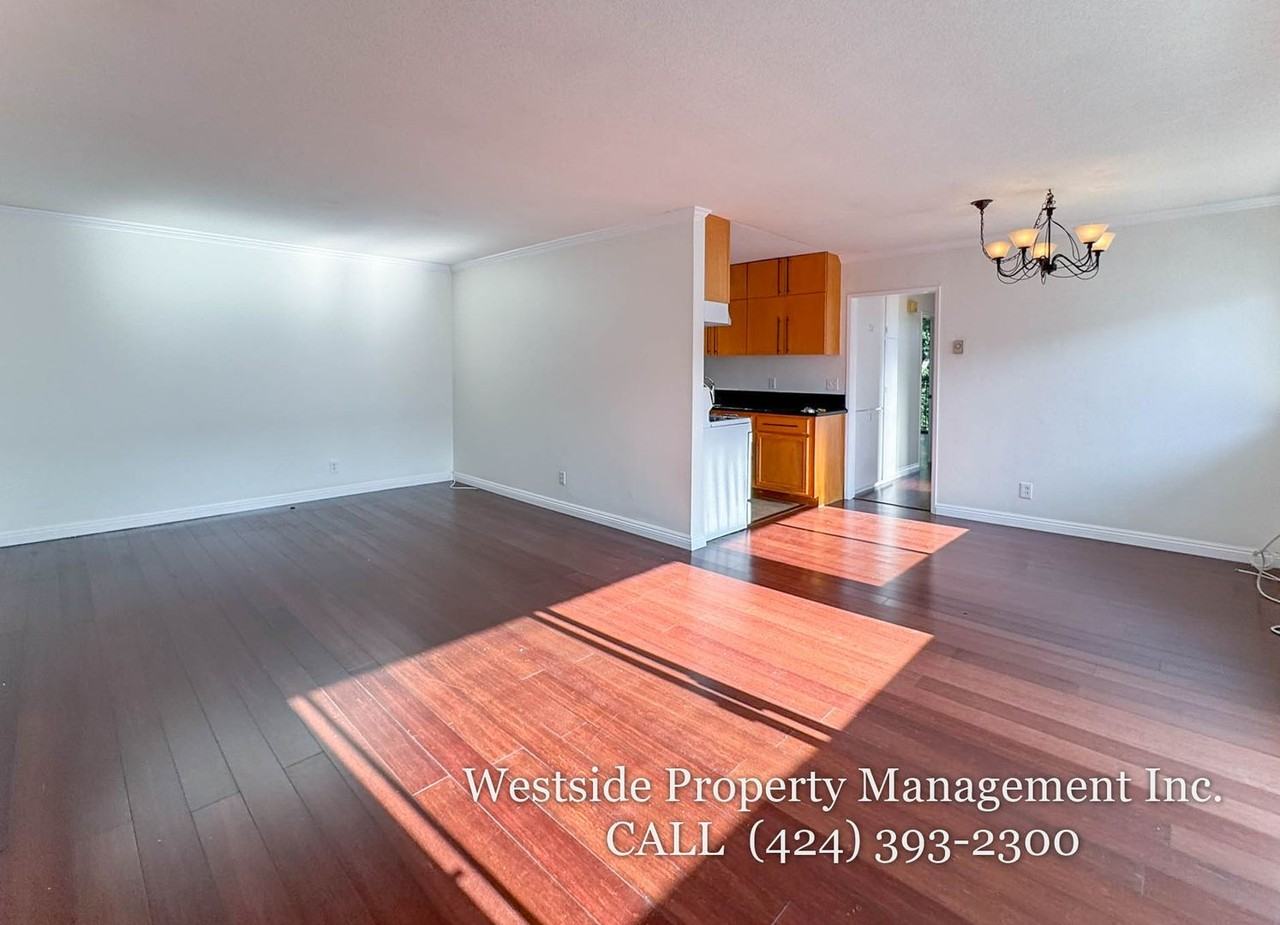 1827 S Barrington Ave #208 - Photo 2 of 21