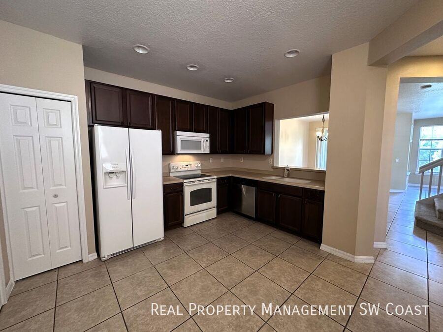 4062 Cherrybrook Loop - Photo 4 of 23