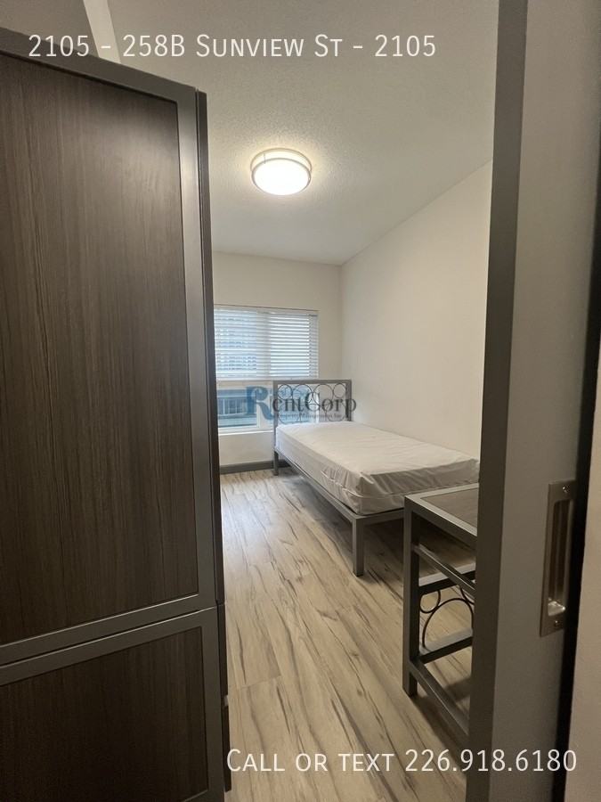 258B 258b Sunview St #2105 - Photo 5 of 8