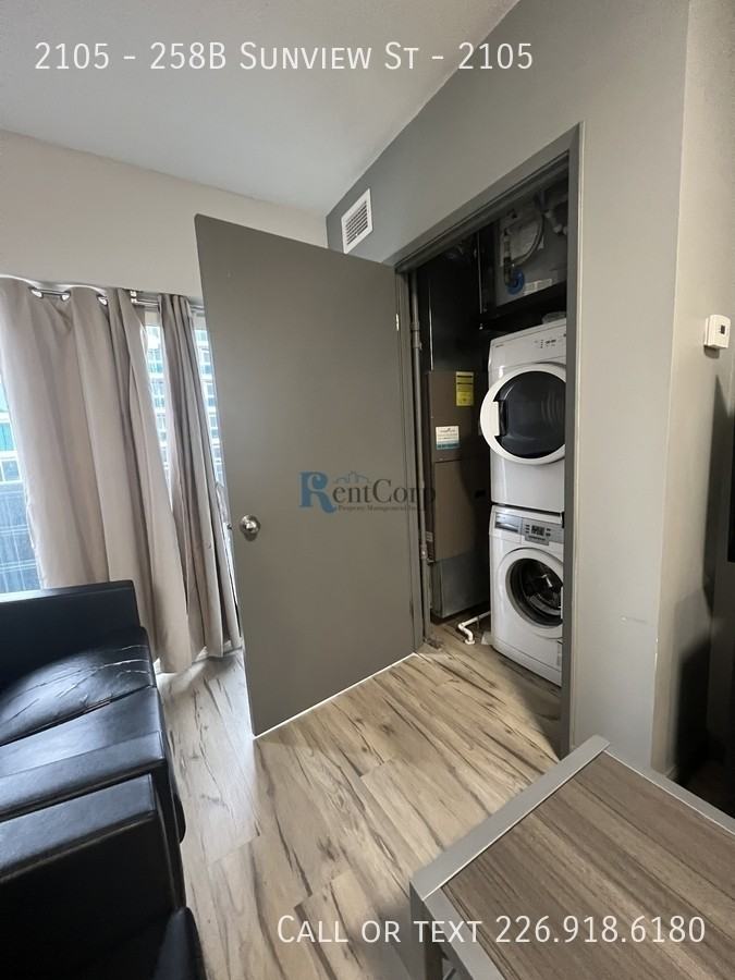 258B 258b Sunview St #2105 - Photo 7 of 8