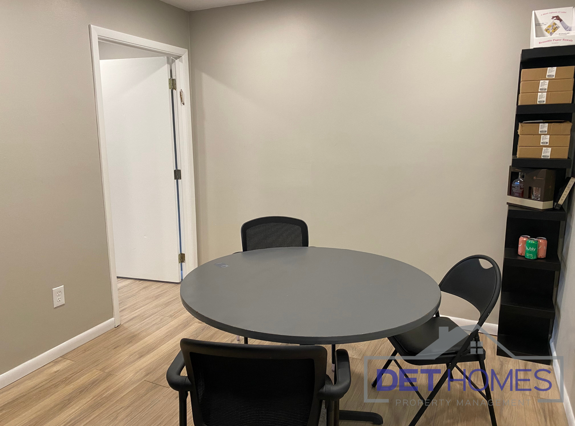 17200 W 10 Mile Rd #209 - Photo 6 of 8