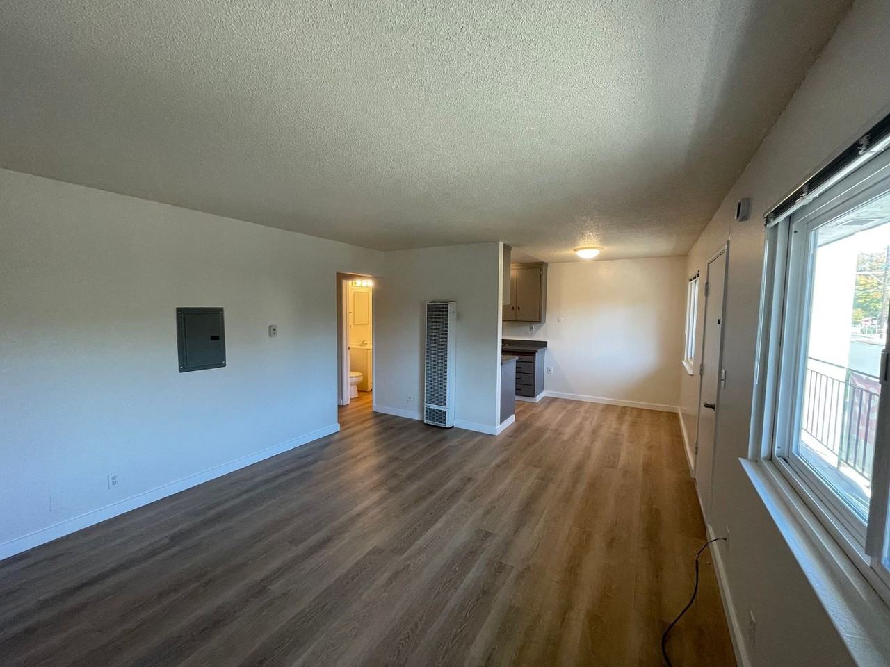 1947 Oregon St. - Photo 5 of 14