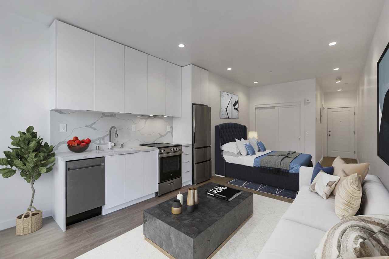 1950 Franklin - Photo 4 of 28