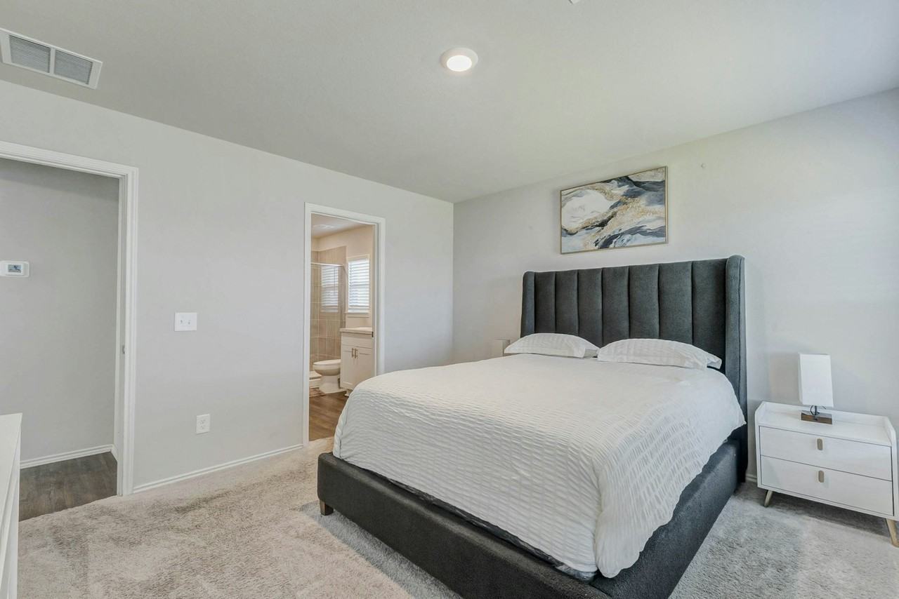 10658 Red Orchid Drive - Photo 7 of 21