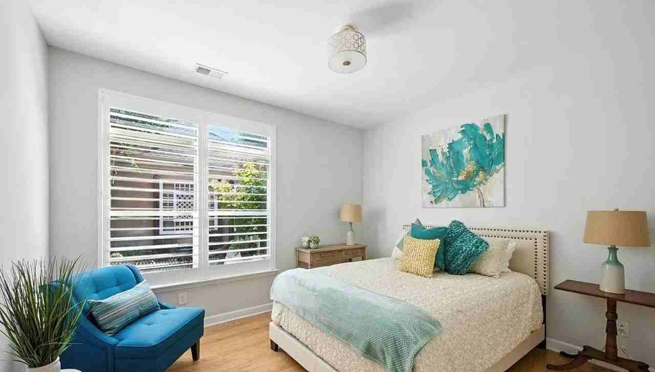 10608 Old Ardrey Kell Road - Photo 3 of 8