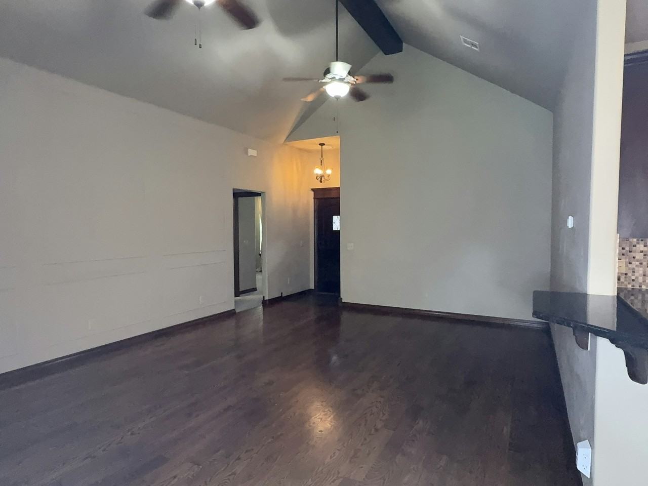 18209 Bridlington Drive - Photo 4 of 15