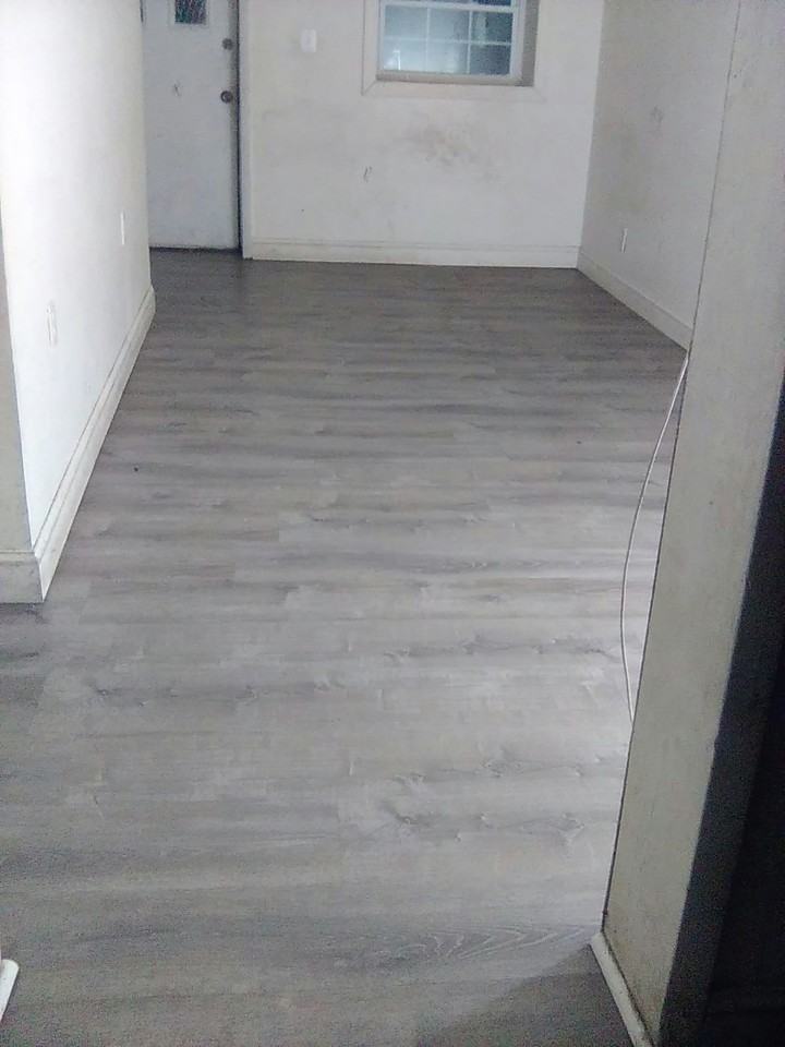 325 Pershing Ave - Photo 3 of 17