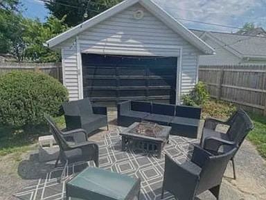 563 Broad Blvd - Photo 3 of 24