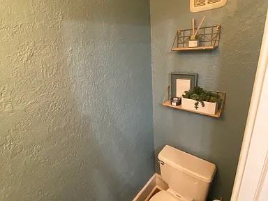 563 Broad Blvd - Photo 7 of 24