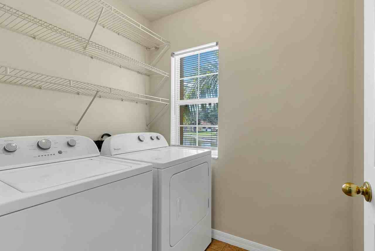 5404 Paradise Cay Circle - Photo 2 of 21