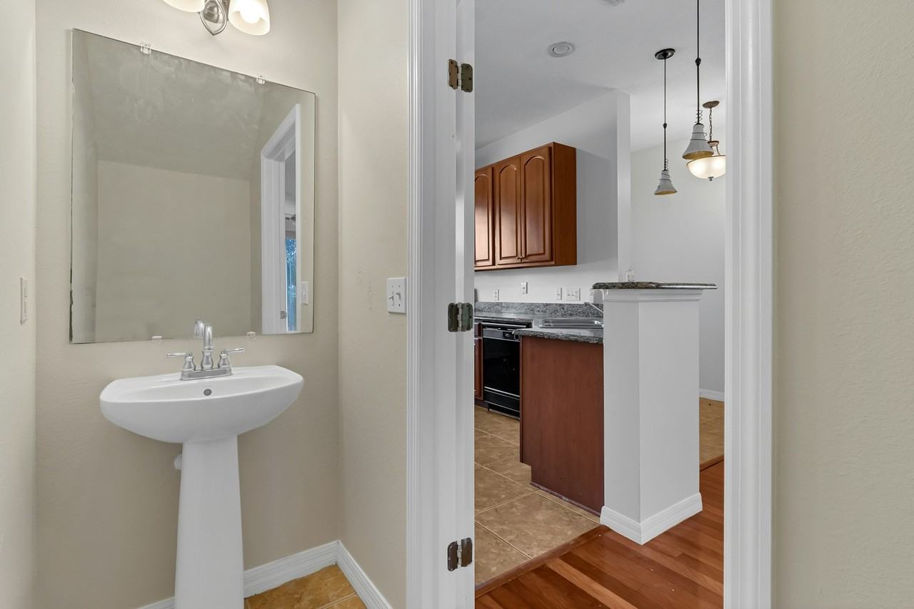 5404 Paradise Cay Circle - Photo 6 of 21