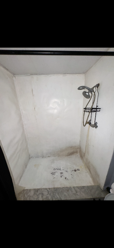 24 2nd St Sw Apt B - Photo 3 of 11