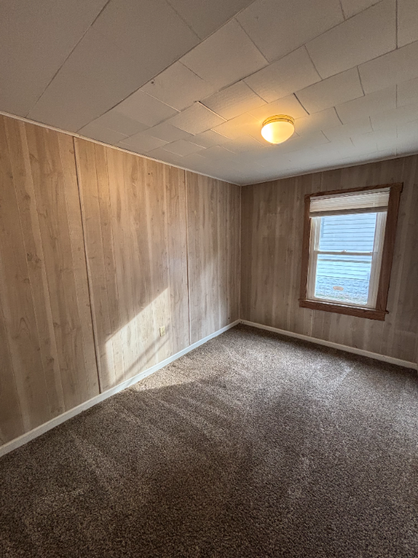 5785 Downey Ave - Photo 7 of 9