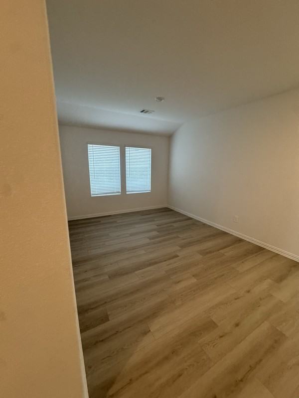 608 Marigold Hill Way #B - Photo 5 of 17