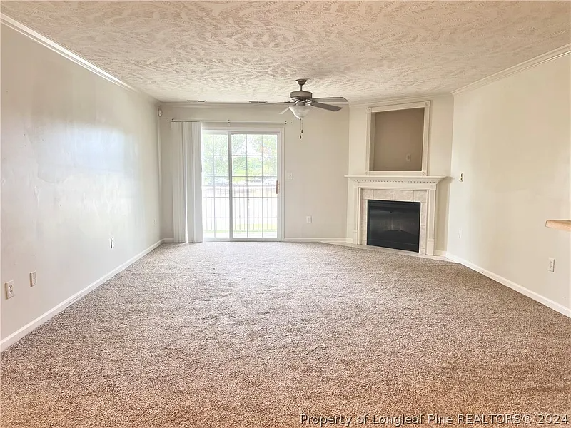 1841 Balmoral Drive #101 - Photo 3 of 20