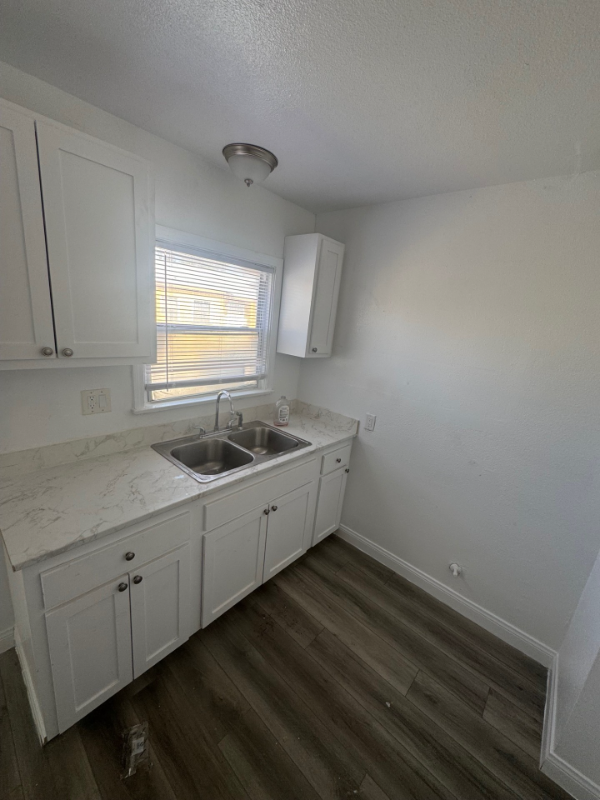 190 W 8th St #190-8thST - Photo 3 of 6