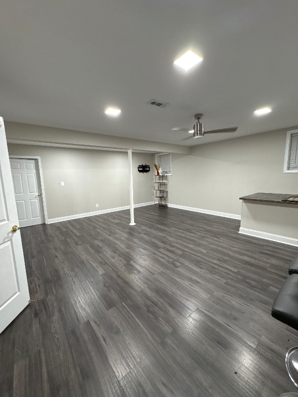 16821 Falconhurst Dr - Photo 2 of 8