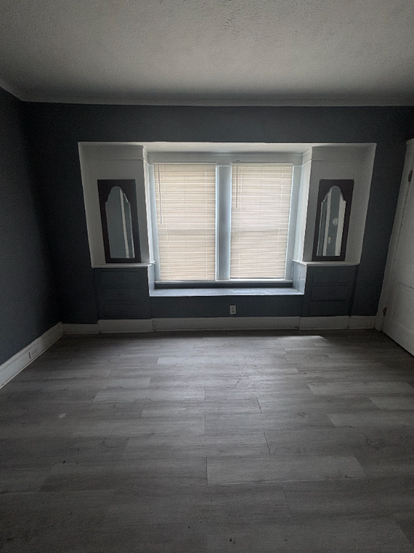 4169 E 116th St #1 - Photo 3 of 7