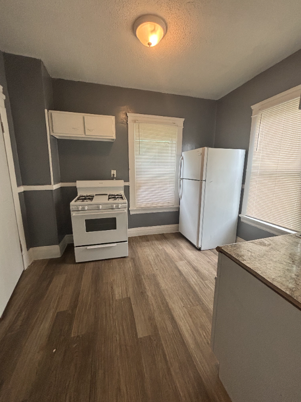 4169 E 116th St #1 - Photo 4 of 7