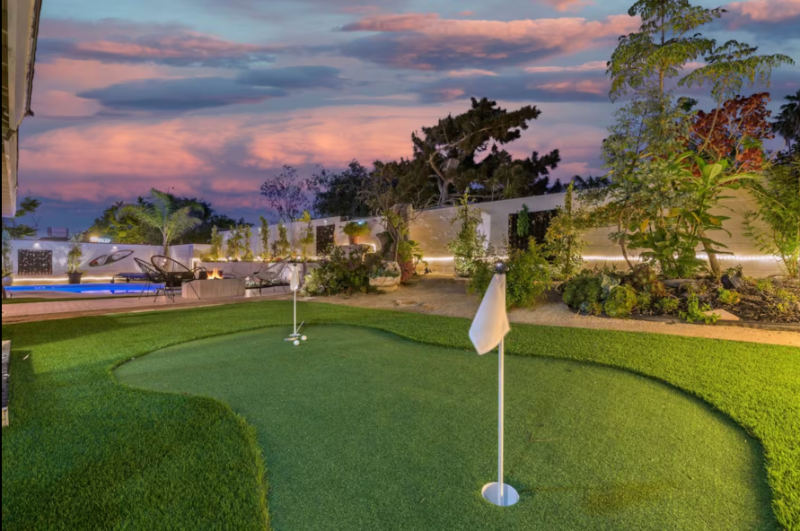 6099 Scripps St - Photo 3 of 18