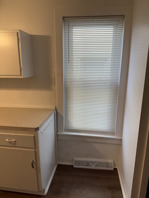 526 S 14th St - Photo 6 of 29