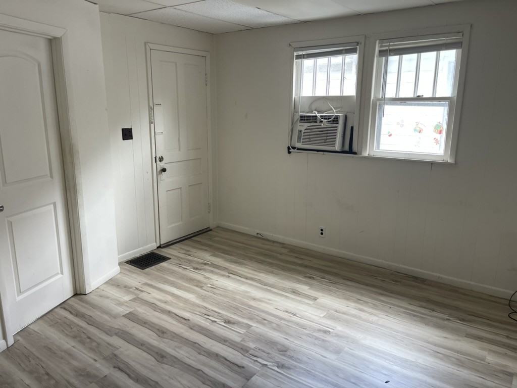 1723 N 11th St #2 - Photo 4 of 6