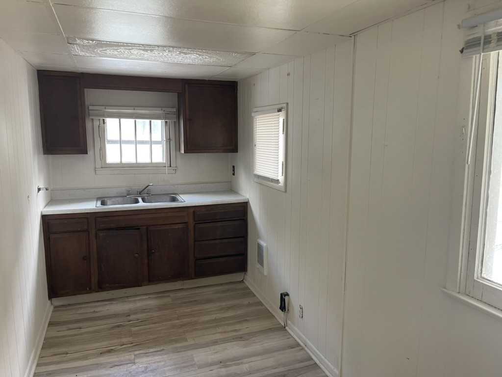 1723 N 11th St #2 - Photo 5 of 6