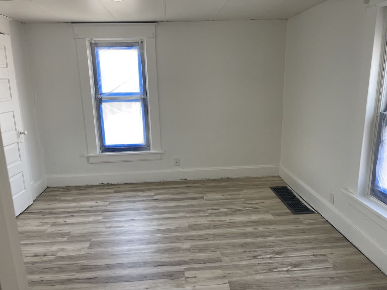 821 N 13th St #4 - Photo 4 of 8