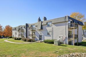 featured image of 6024 N Jefferson St