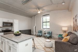 featured image of 736 Federal St