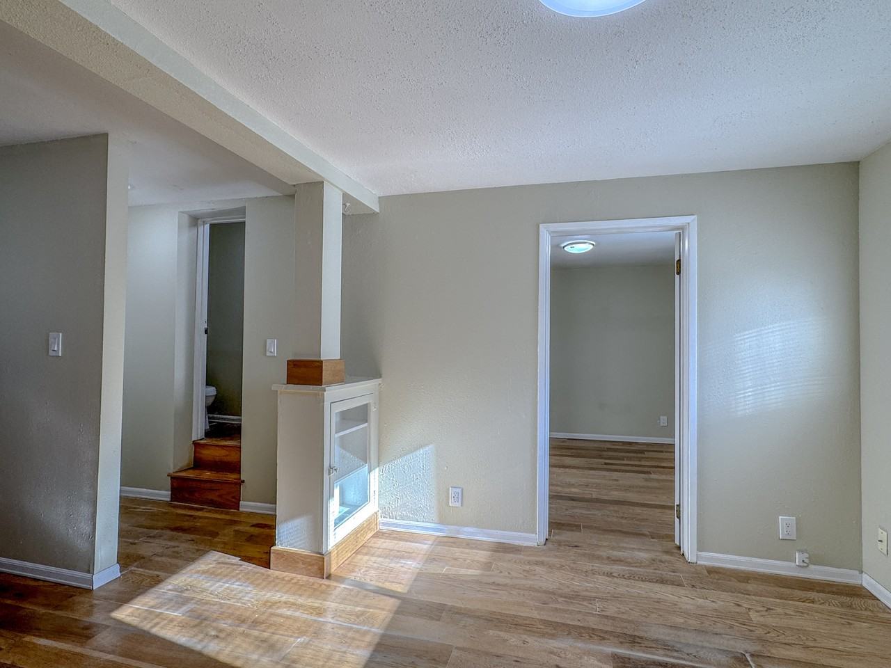 7103 Linden Avenue North - Photo 3 of 12