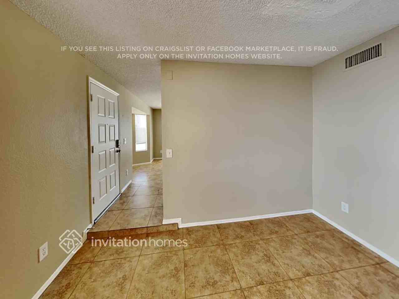 4779 W Wahalla Ln - Photo 4 of 14