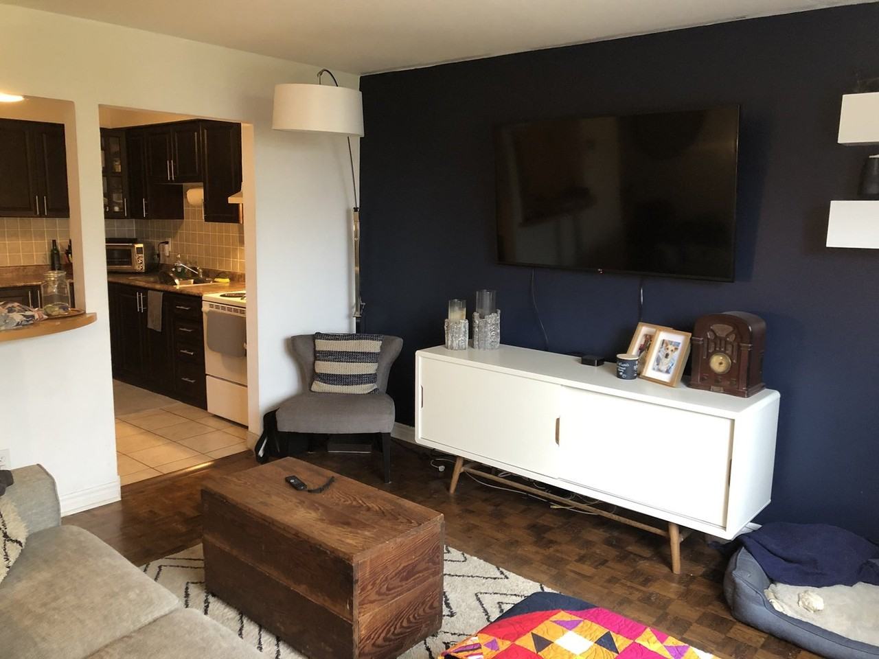 5160 Dundas St W - Photo 2 of 17