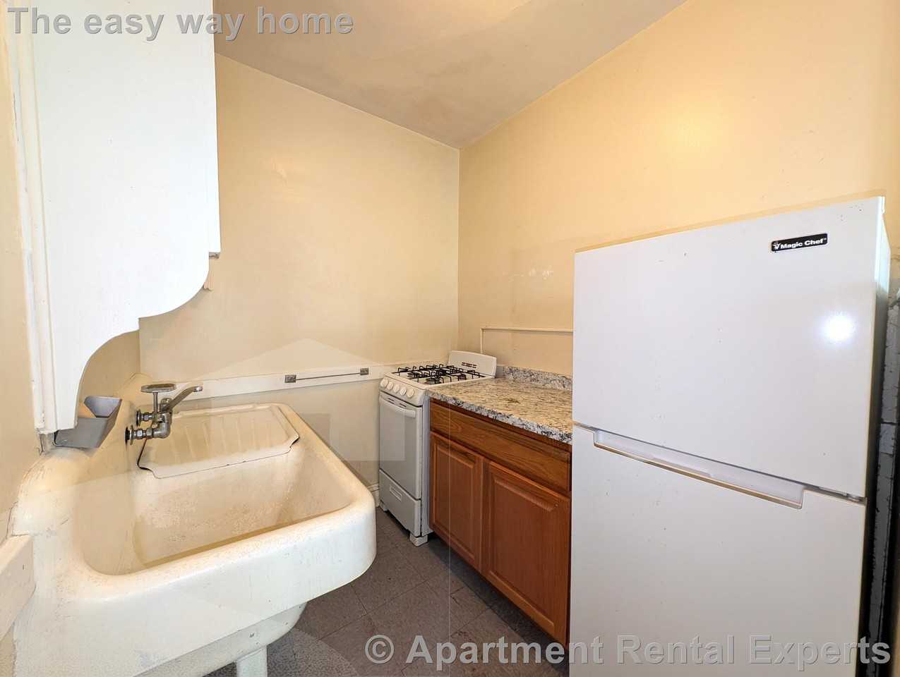 4 Cogswell Ave #34 - Photo 5 of 12