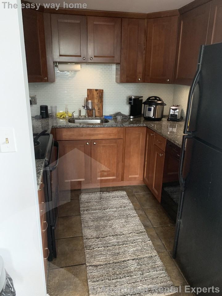 14 Locust Street #3D - Photo 4 of 27