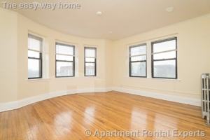 featured image of 123 Highland Ave #31
