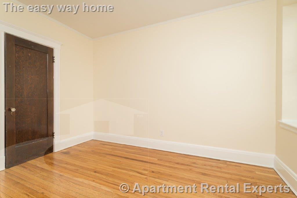 123 Highland Ave #31 - Photo 4 of 10