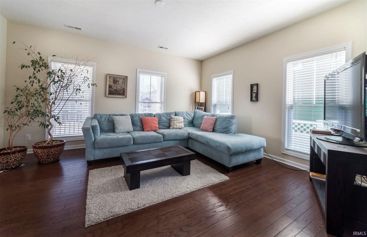 1630 S Ira St - Photo 5 of 23