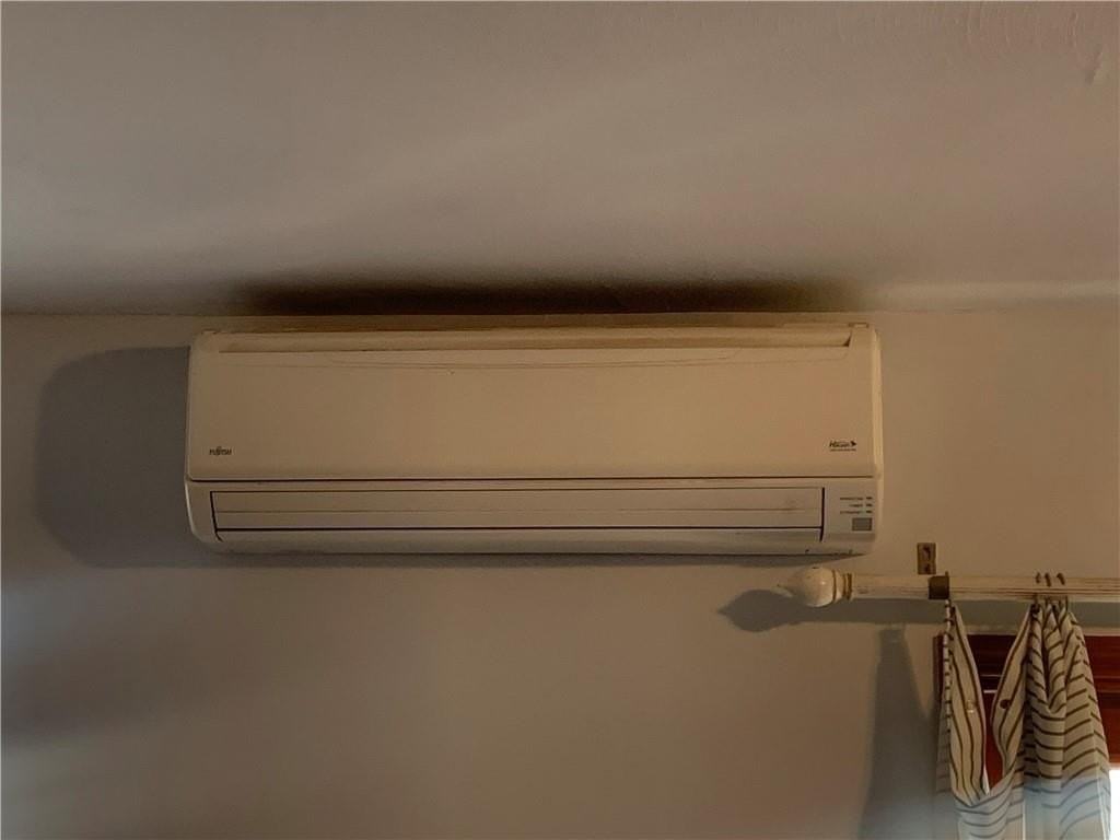 86 Avenue S - Photo 4 of 9