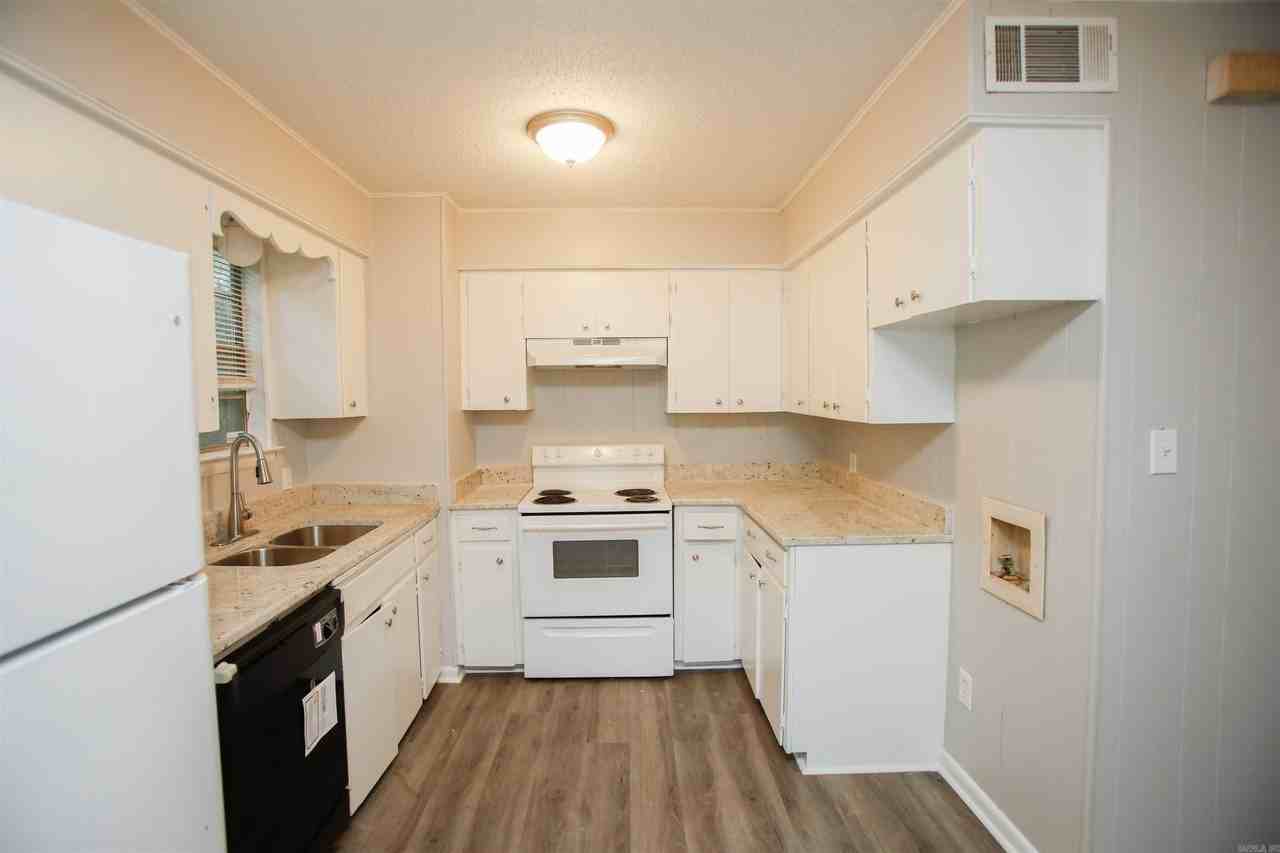 2100 Virginia Dr - Photo 5 of 14