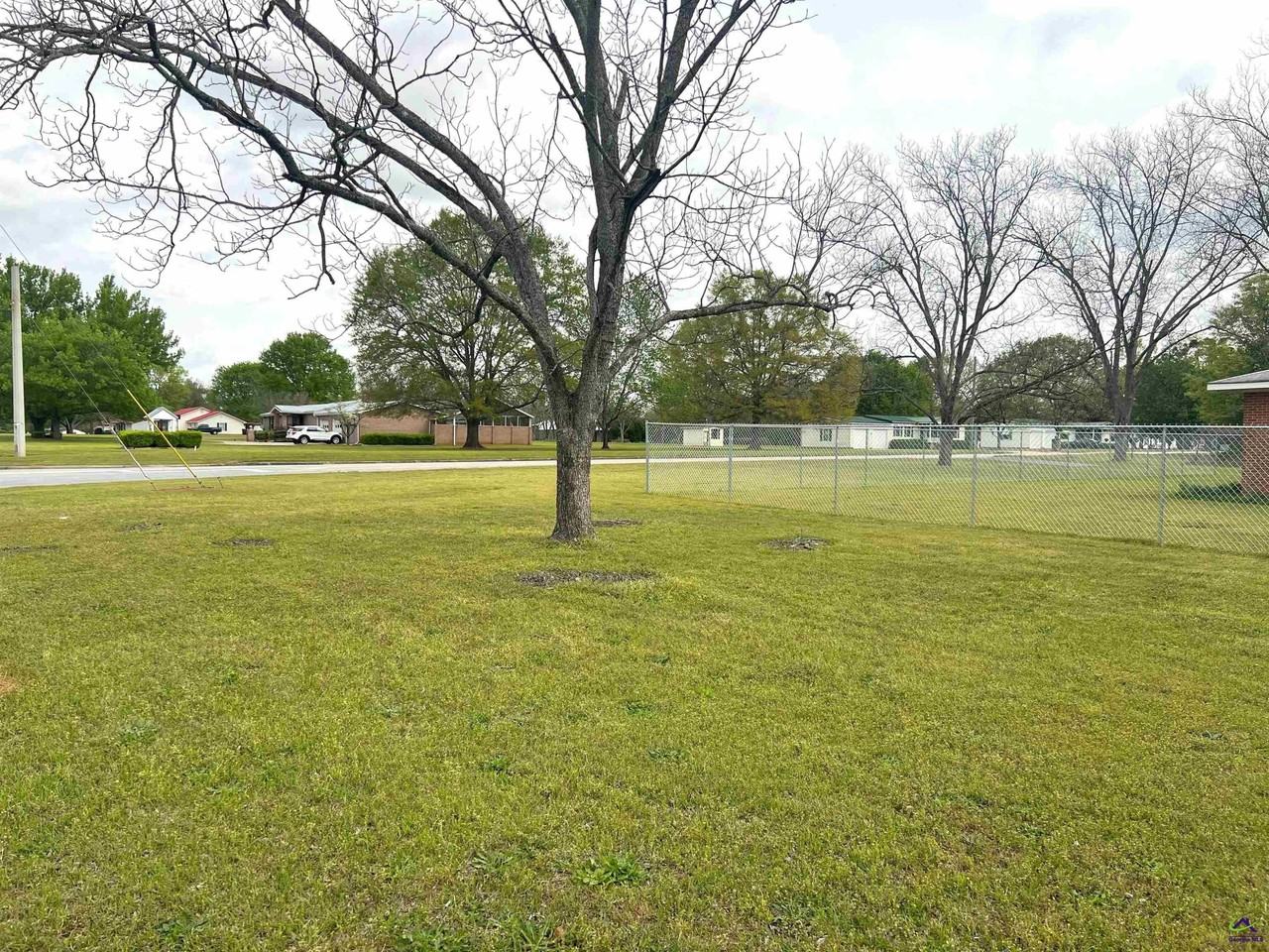 482 Lake Joy Rd - Photo 2 of 25