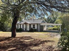 featured image of 804 Columbia College Drive