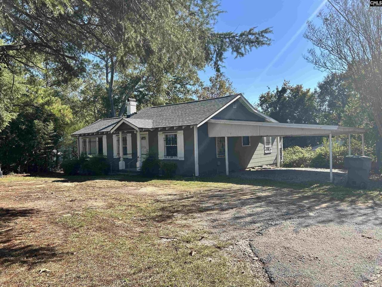 804 Columbia College Drive - Photo 3 of 43