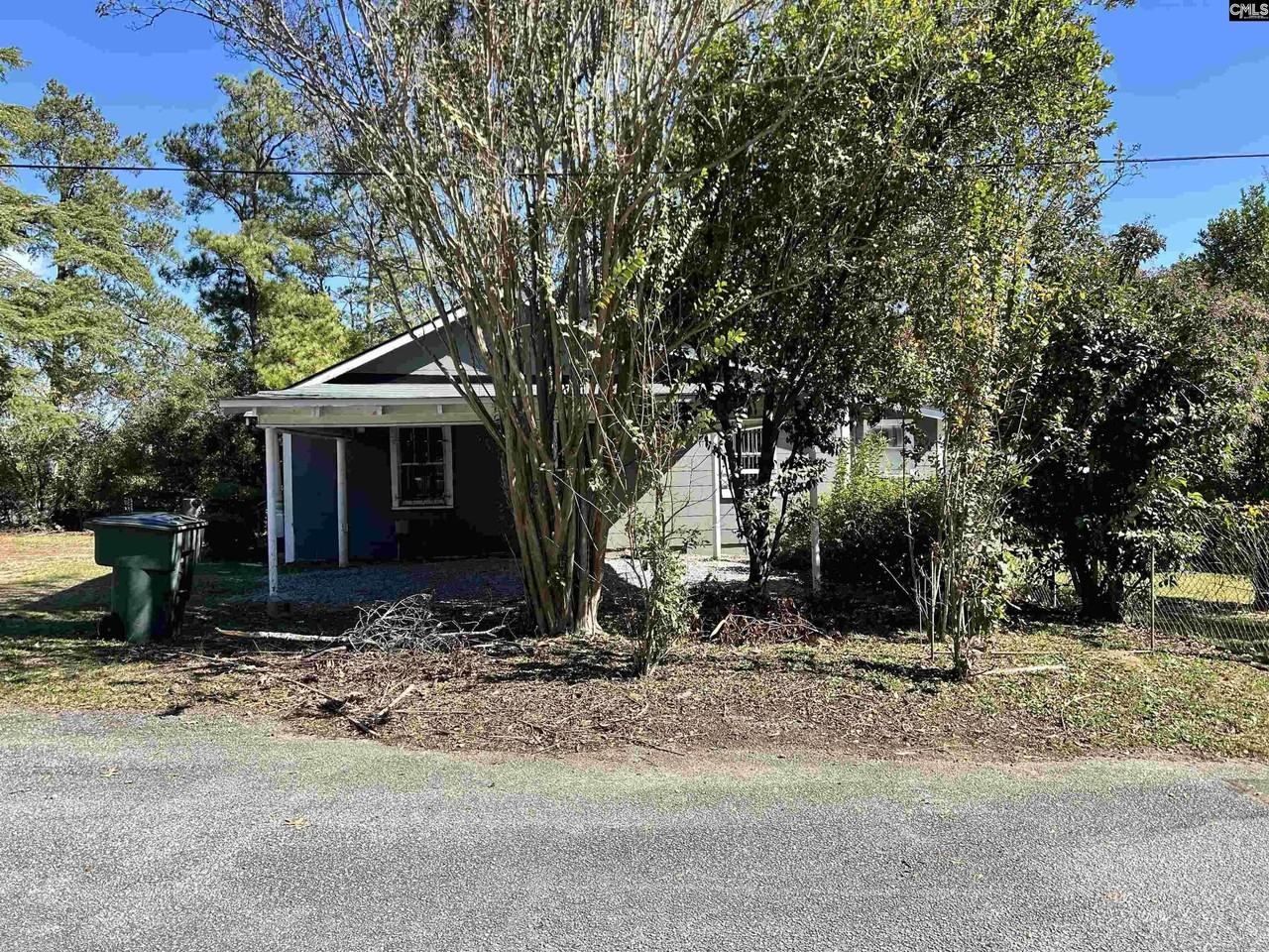 804 Columbia College Drive - Photo 5 of 43