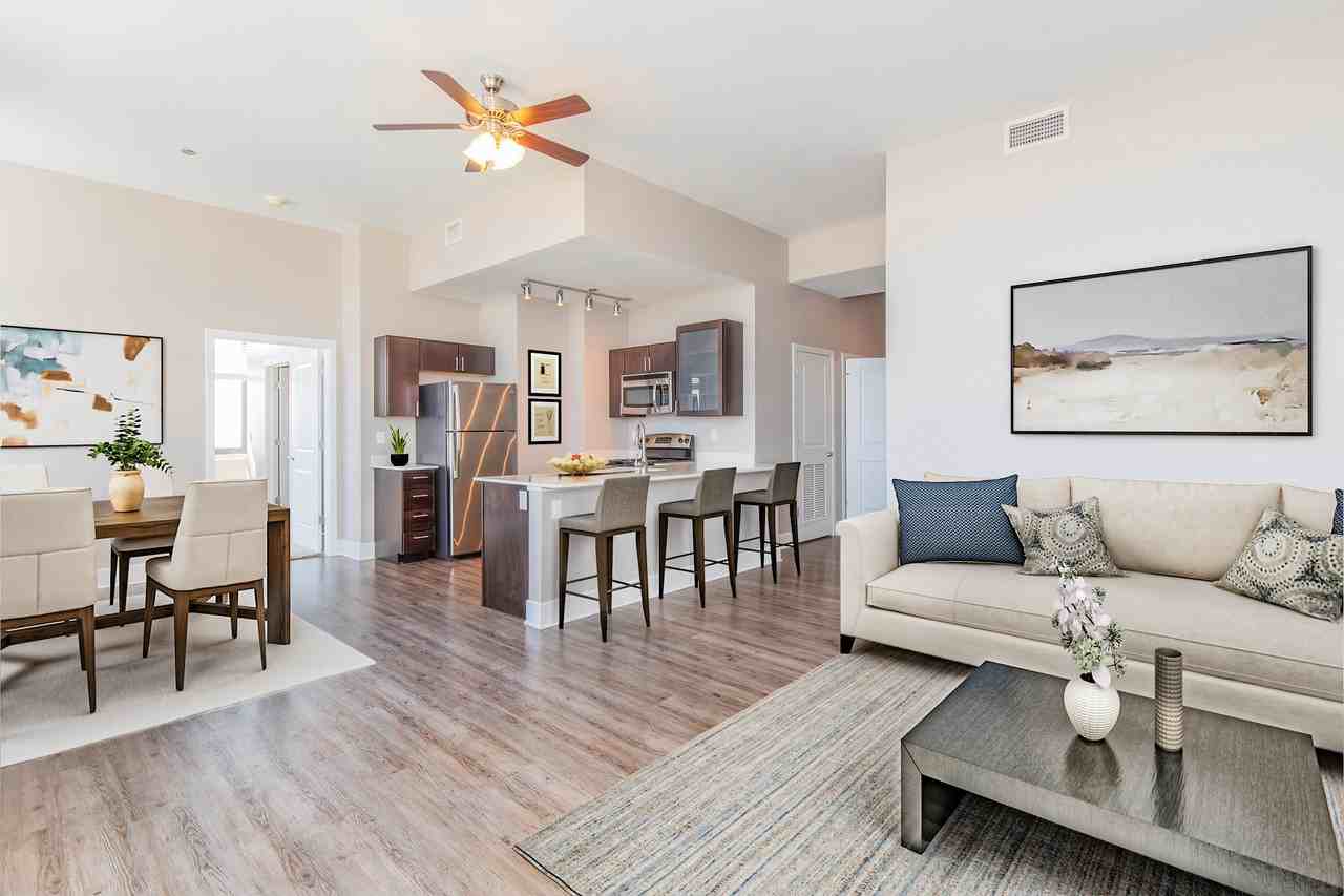 Heer's Luxury Living Lofts - Photo 3 of 41