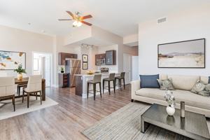 featured image of 138 Park Central Square